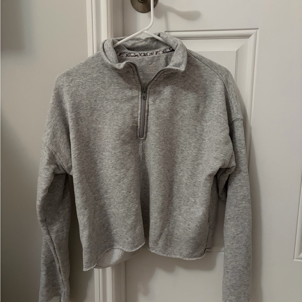 aerie Light Gray Cropped Half-Zip Sweater